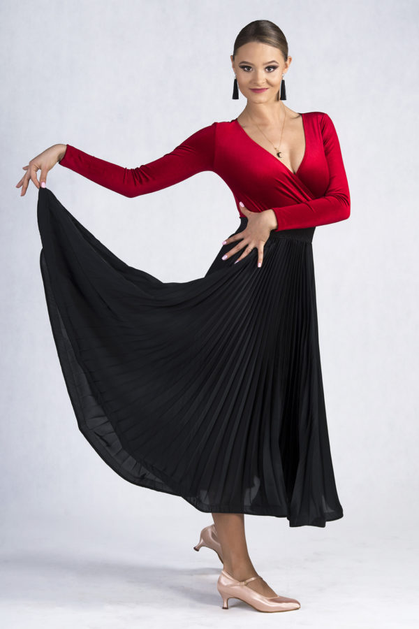 Marilyn Pleated Skirt Black<br/> P19120011-01