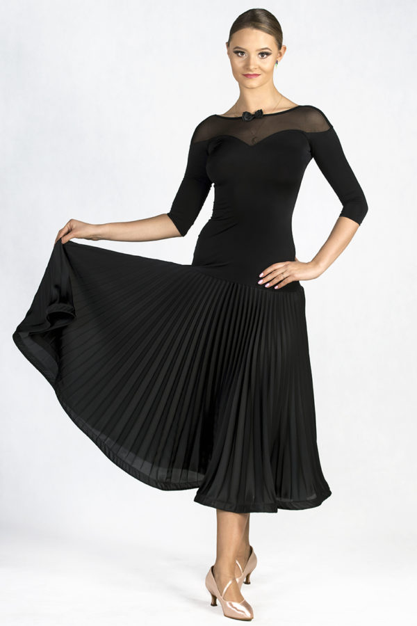 5th Ave Pleated Dress Black <br/> P19120014-01